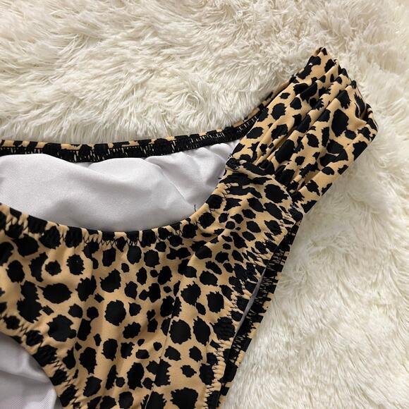 NWOT Victoria’s Secret leopard print bathing suit XS - Picture 7 of 12
